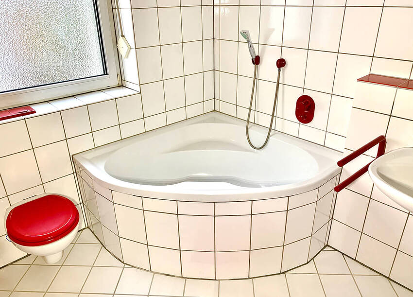 Bad 1. OG (2) einfamilienhaus-ruebenach-koblenz-zu-vermieten